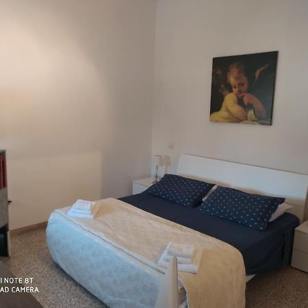 Bab San Feliciano Camere Фолиньо Екстериор снимка