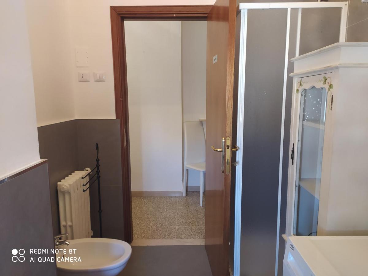 Bab San Feliciano Camere Фолиньо Екстериор снимка