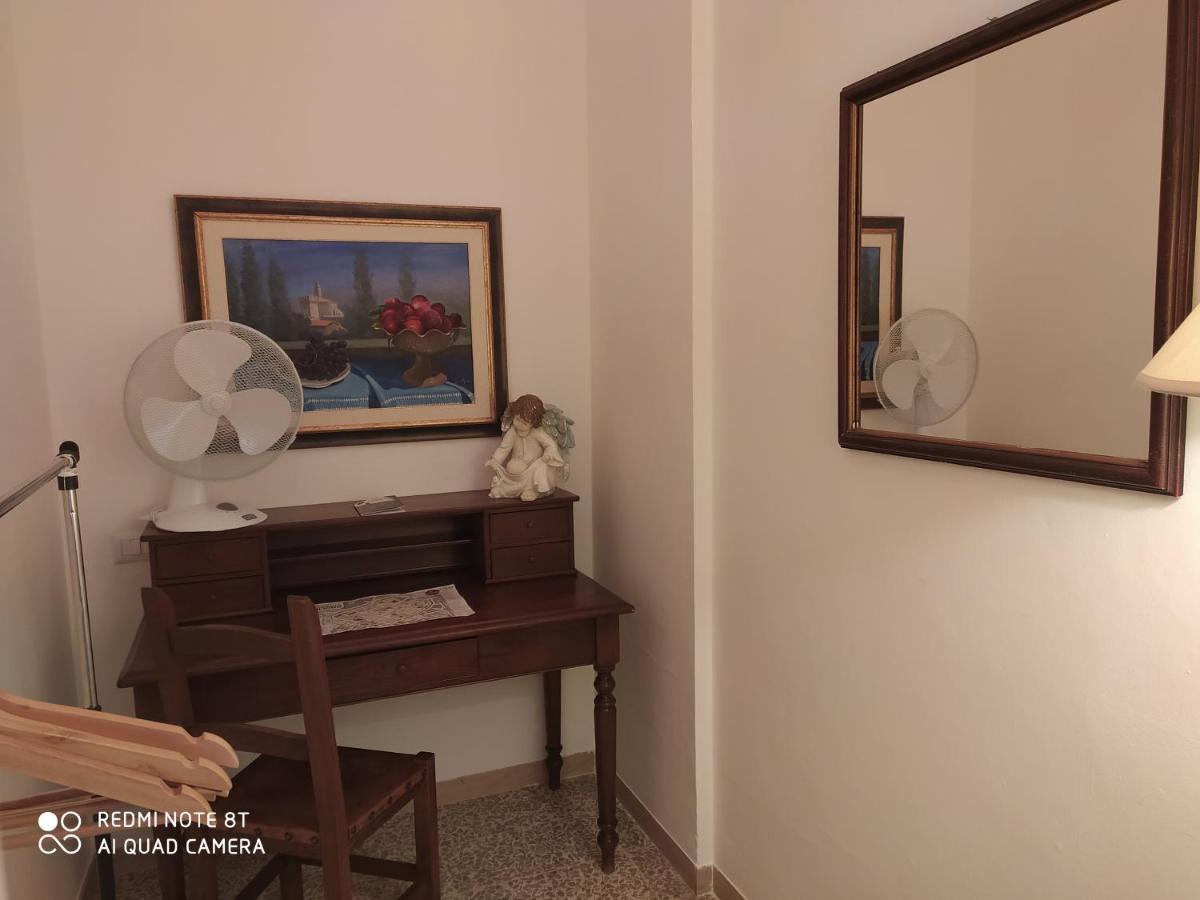 Bab San Feliciano Camere Фолиньо Екстериор снимка